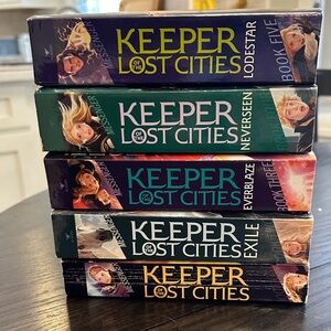Keeper of the Lost Cities Books 1-5 set